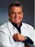 Dr. Robert Wolf, DDS