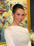Dr. Lara Minahan, DDS