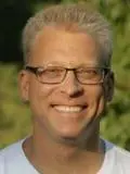 Dr. Stephen Valis, DDS