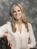 Dr. Stella Mellas, DDS