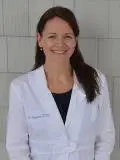 Dr. Amanda Cerqueira, DDS