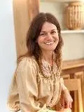 Dr. Ewa Tracz, DDS