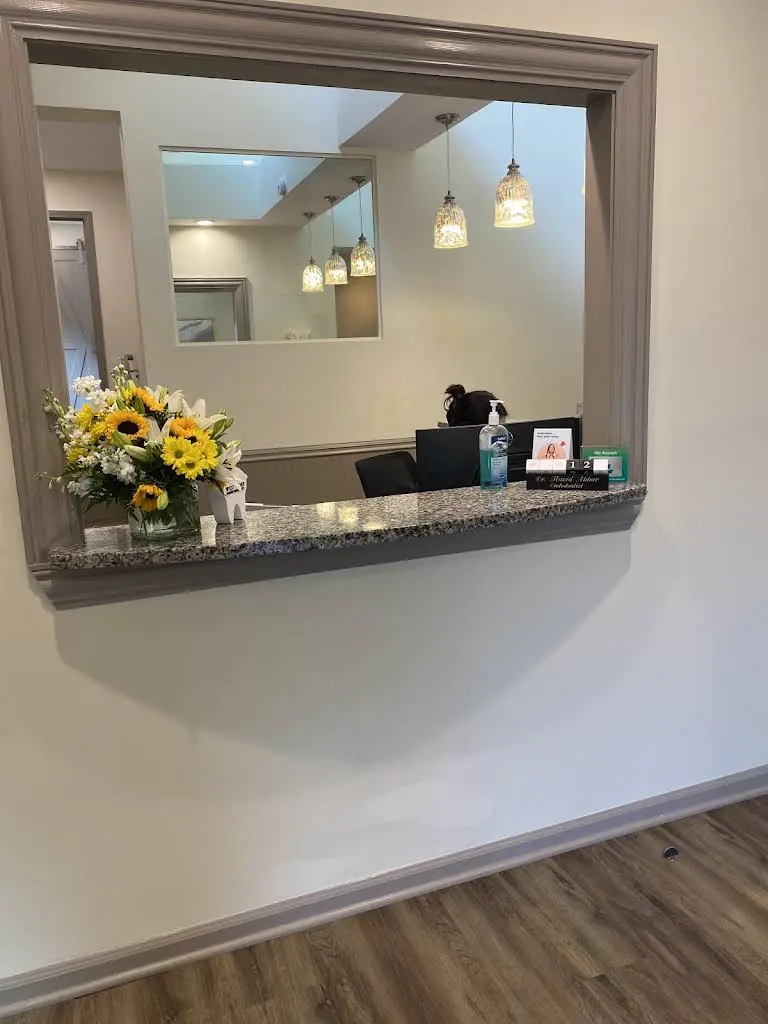 West Cobb Modern Endodontics
