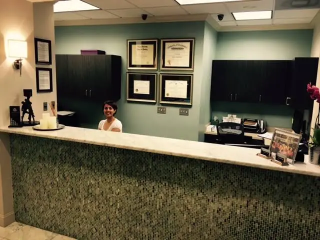 Kimche & Presley Cosmetic & Sports Dentistry