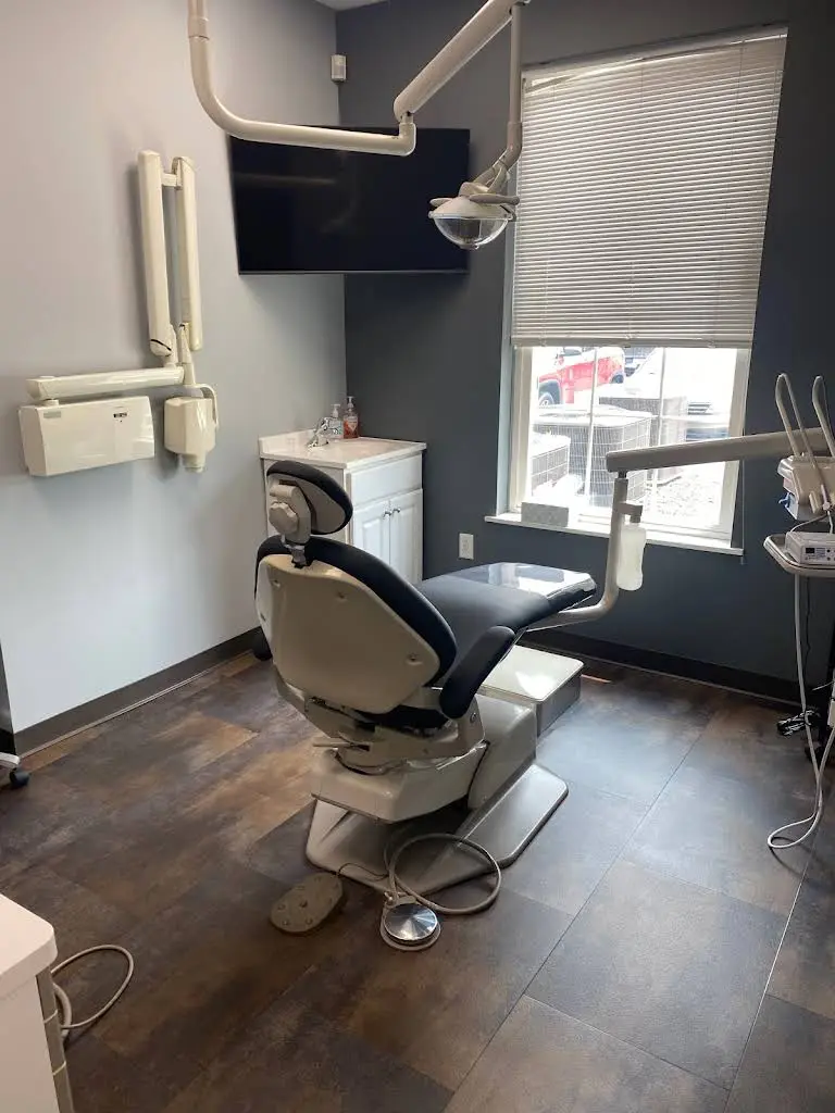 Advanced Dentistry - Groves and Associates