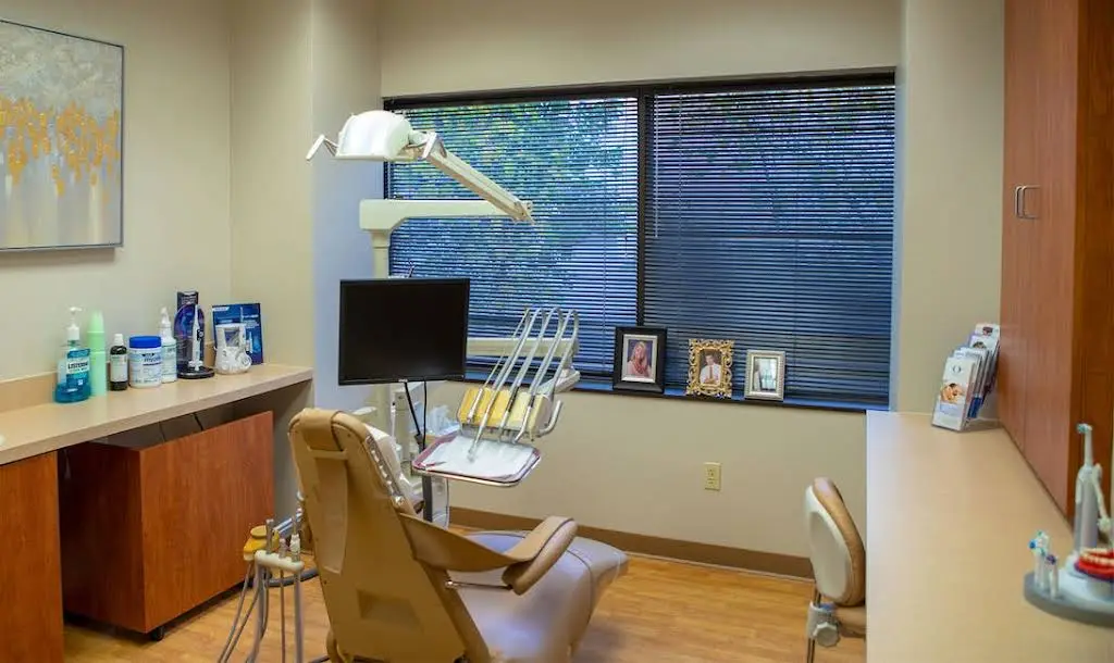 Center for Dental Excellence: Edward Narcisi, DMD