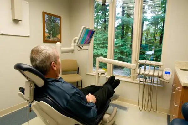 Colin Morton, DDS