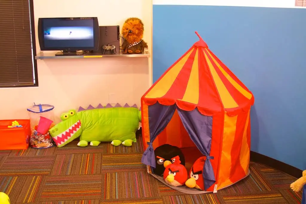Floss Dentistry for Children and Adolescents