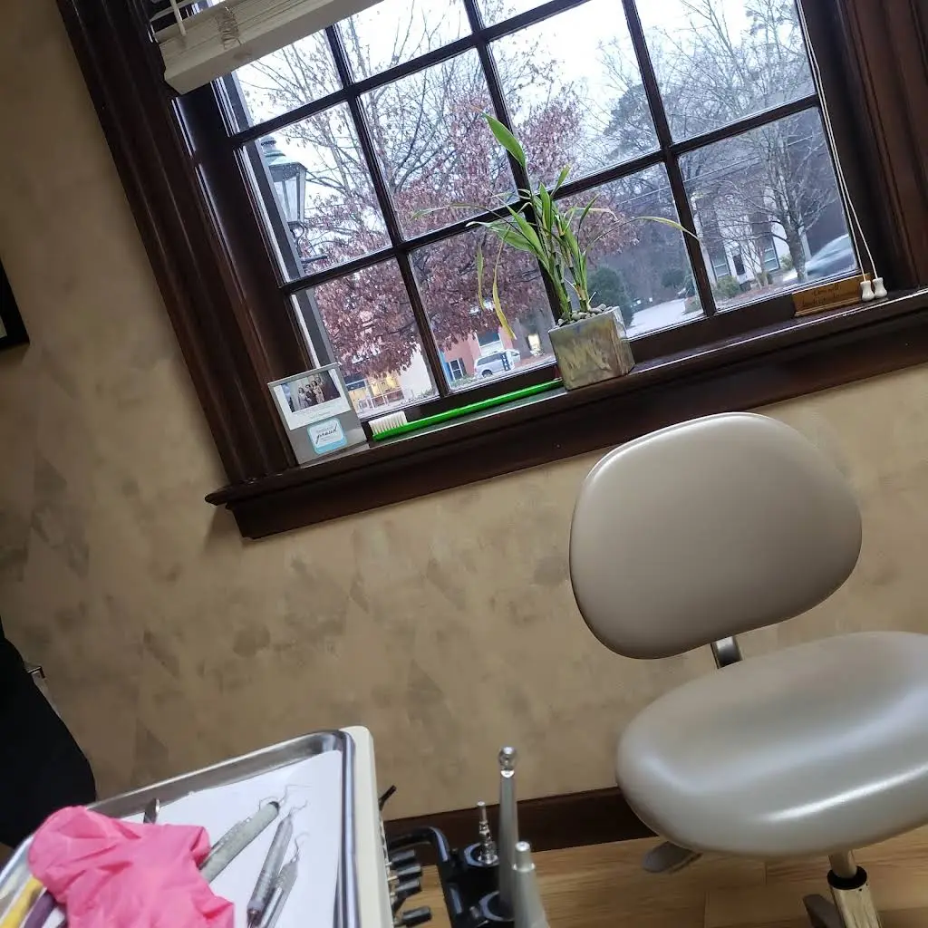 Chartier Smile and Facial Esthetics