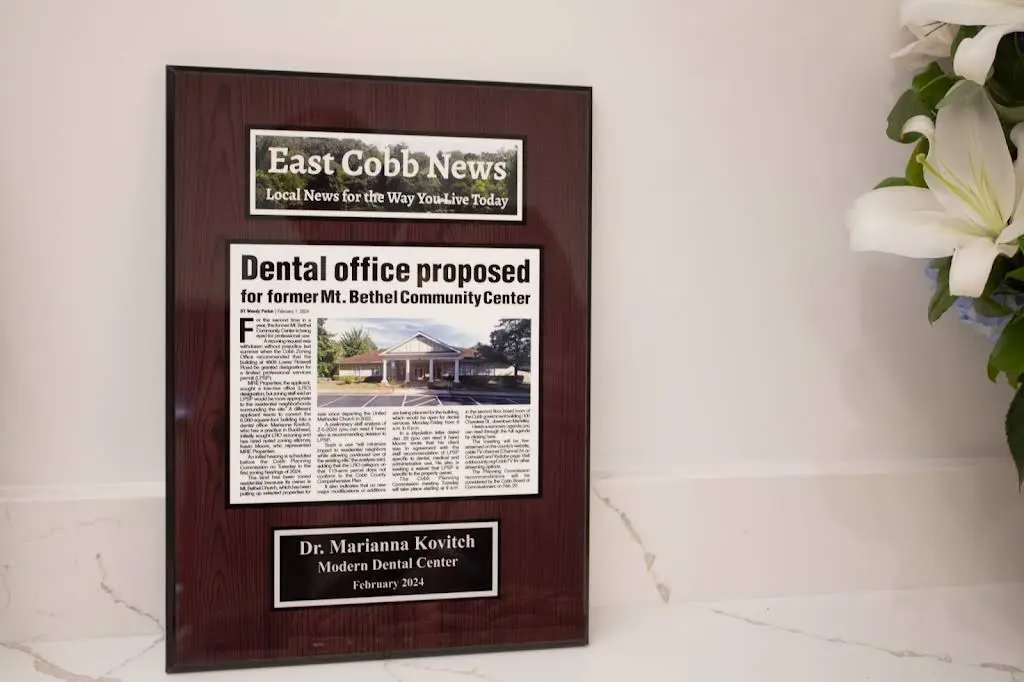 Modern Dental Center EC