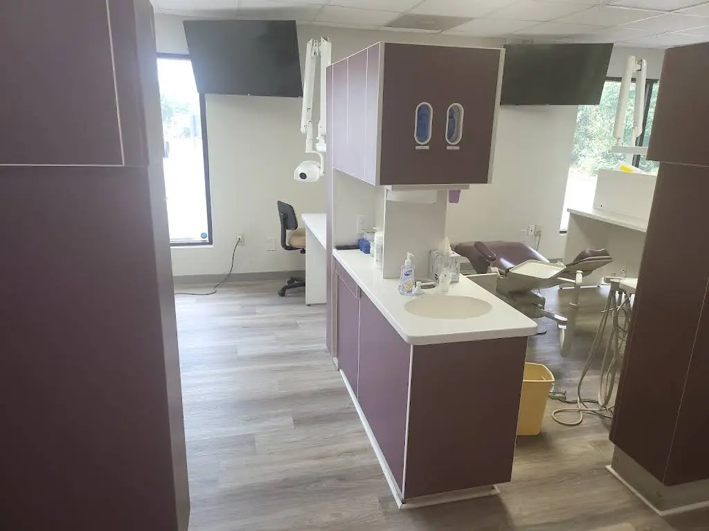 Vivid Smile Dental Center