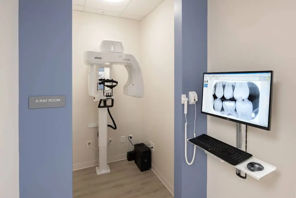 Clifton Park Periodontics: Dr. Linda Lam, DDS, MS