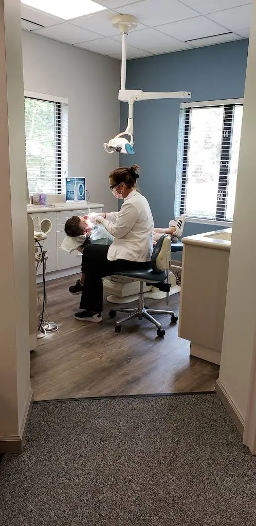Periodontics and Dental Implants of Roswell