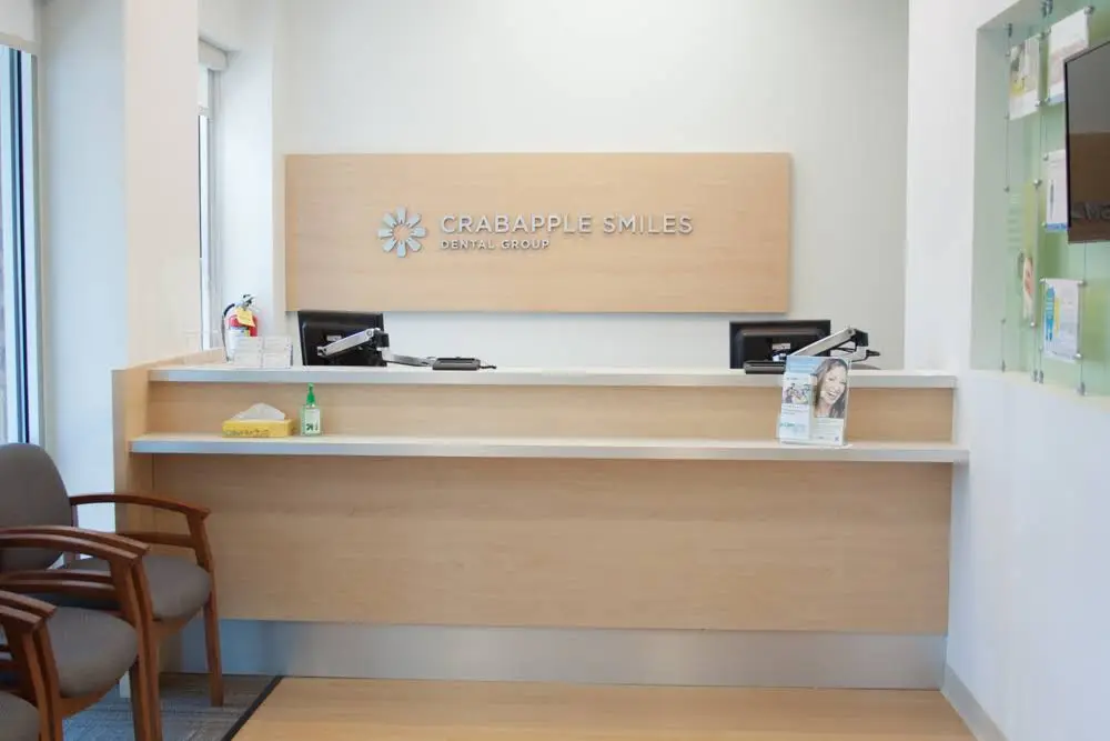 Crabapple Smiles Dental Group
