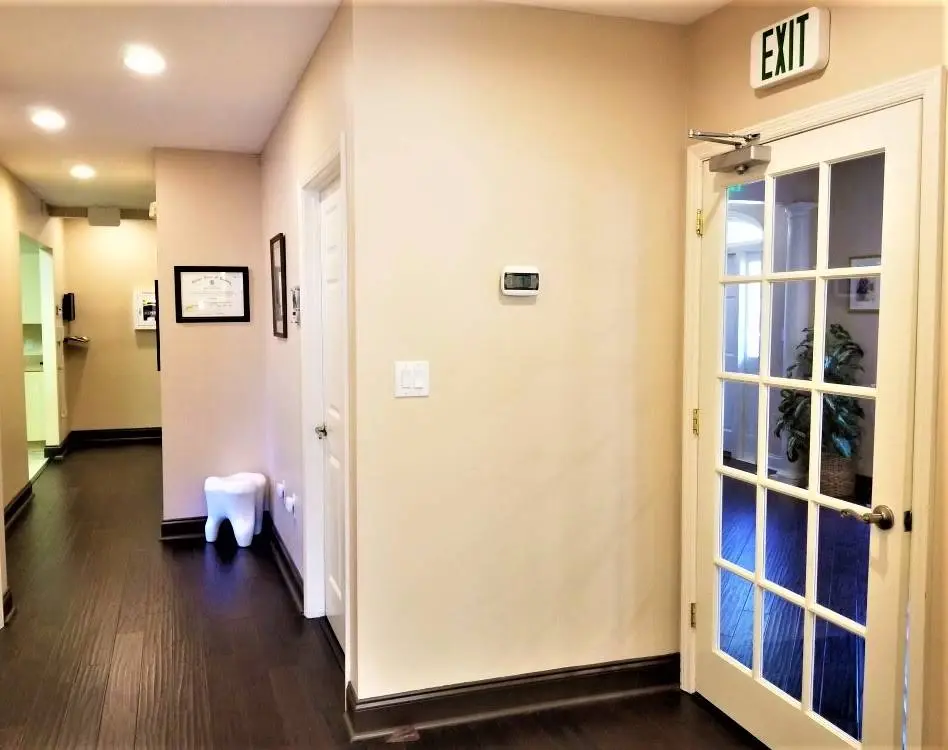 Seabreeze Dental Clinic | Philip J. Syribeys, DMD