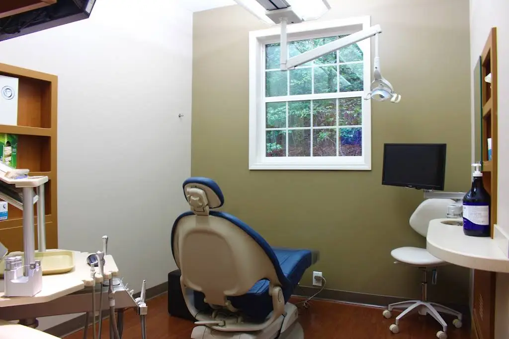 Advanced Cosmetic and Family Dentistry