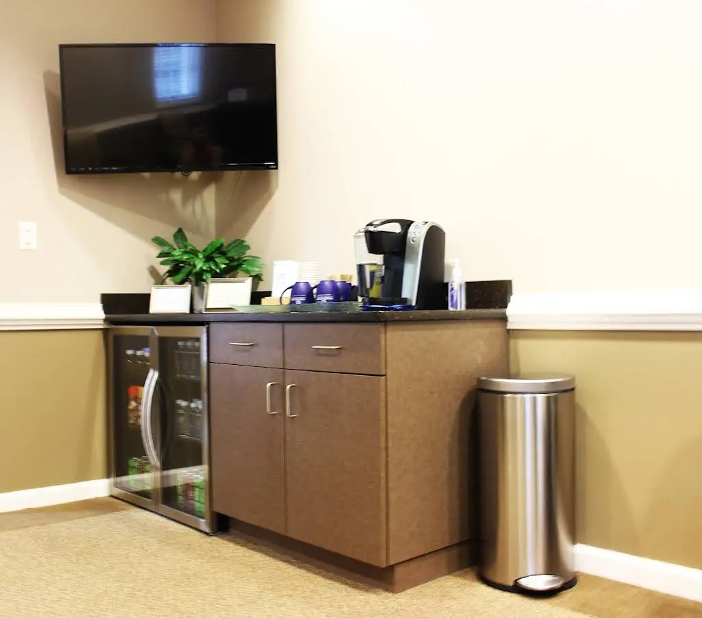 Advanced Cosmetic and Family Dentistry