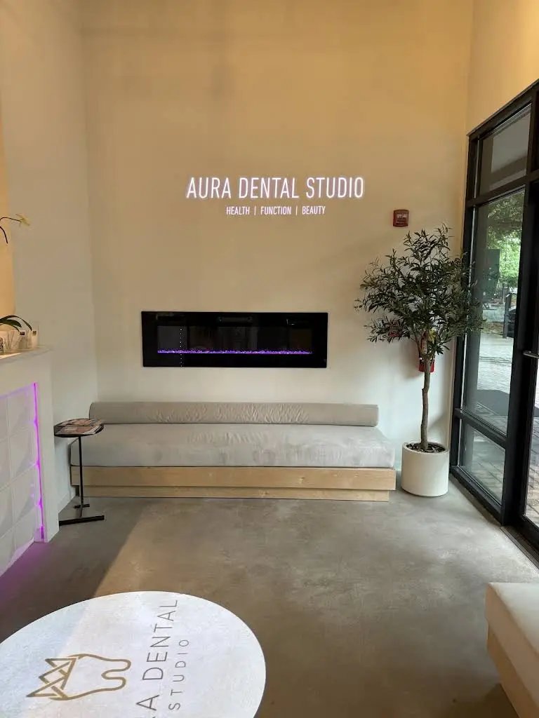 Aura Dental Studio