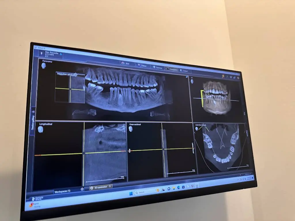 Aura Dental Studio