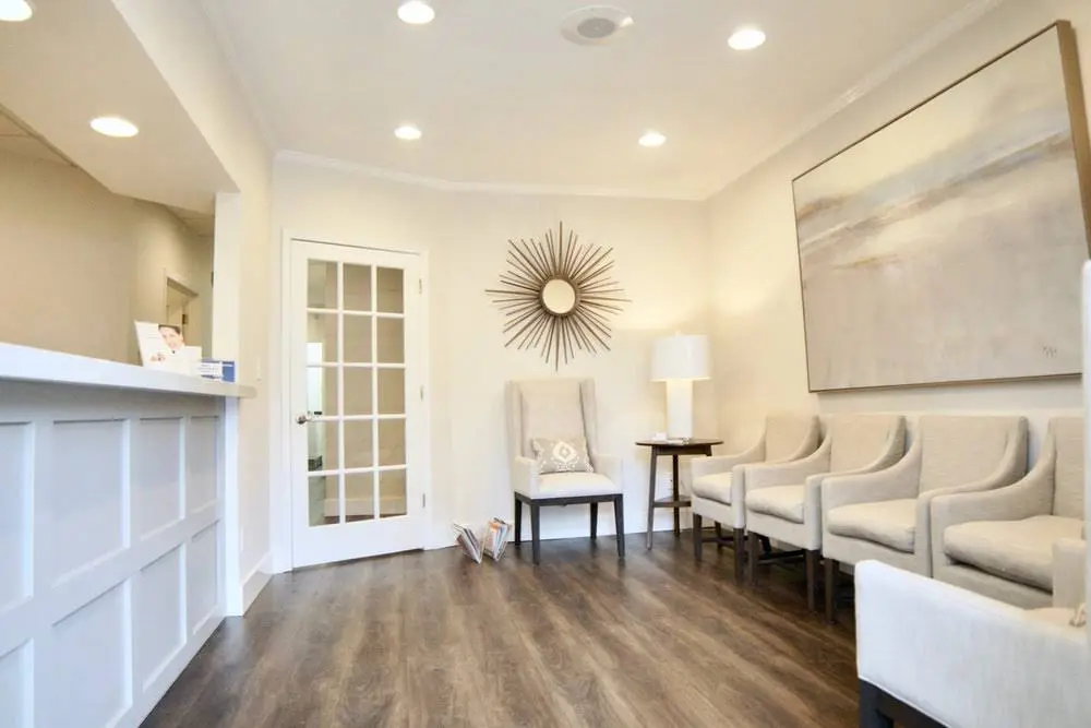 Veal Dental Care of Dunwoody