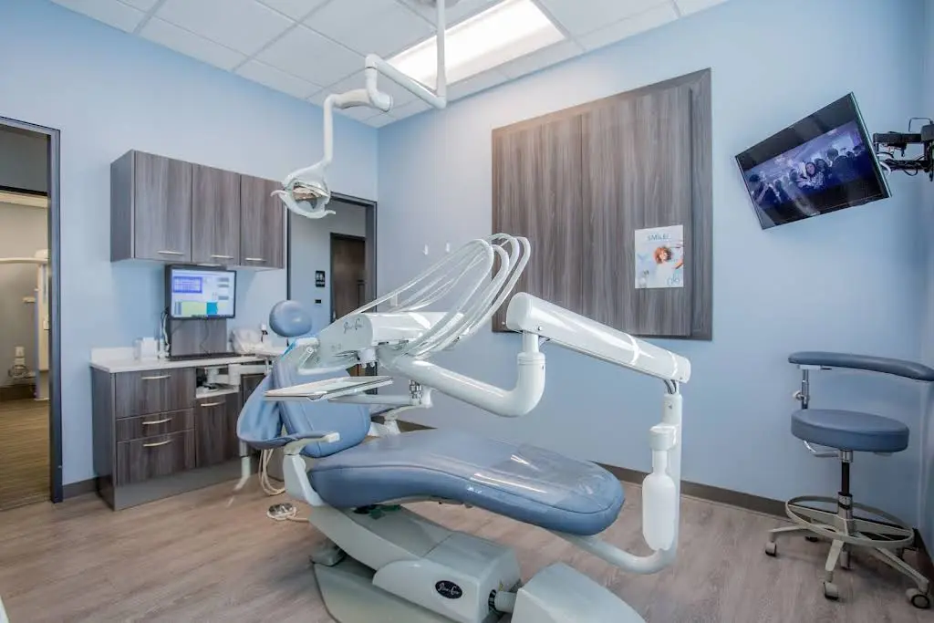 Cumming Dental Associates at Vickery