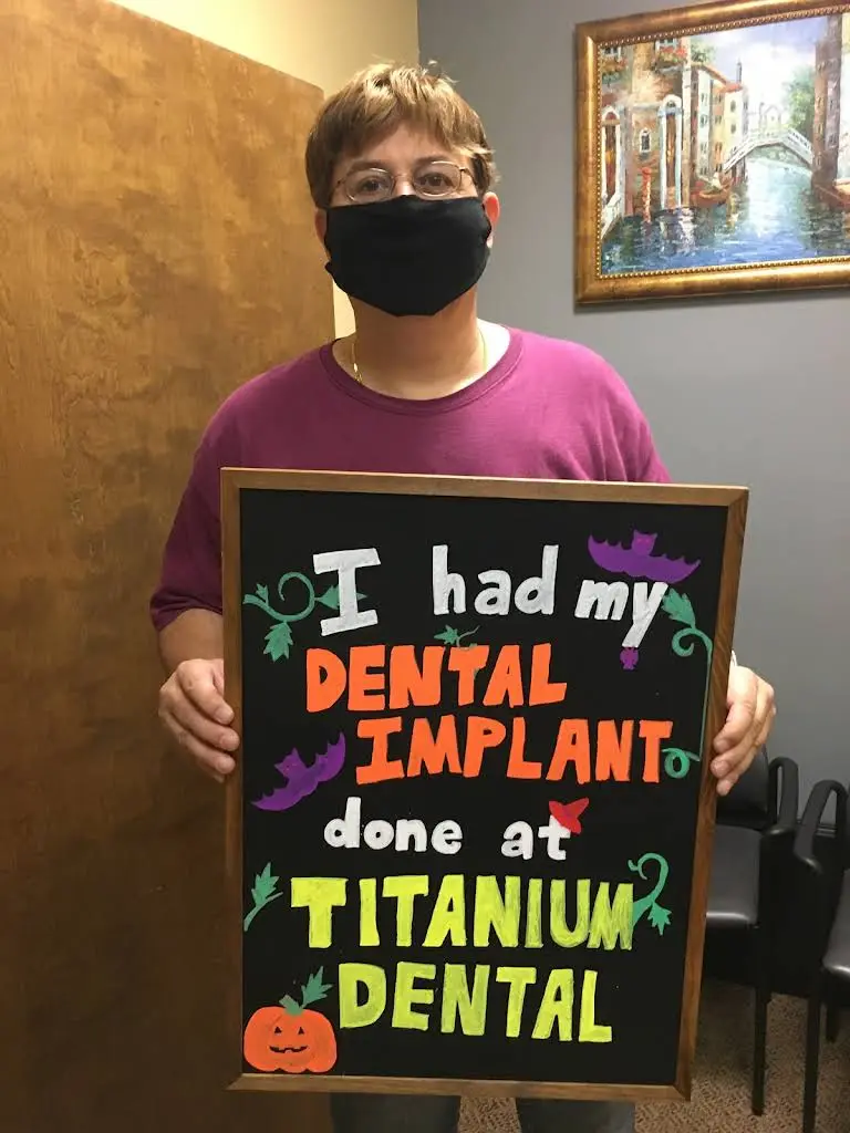 TITANIUM DENTAL Implants & Periodontics