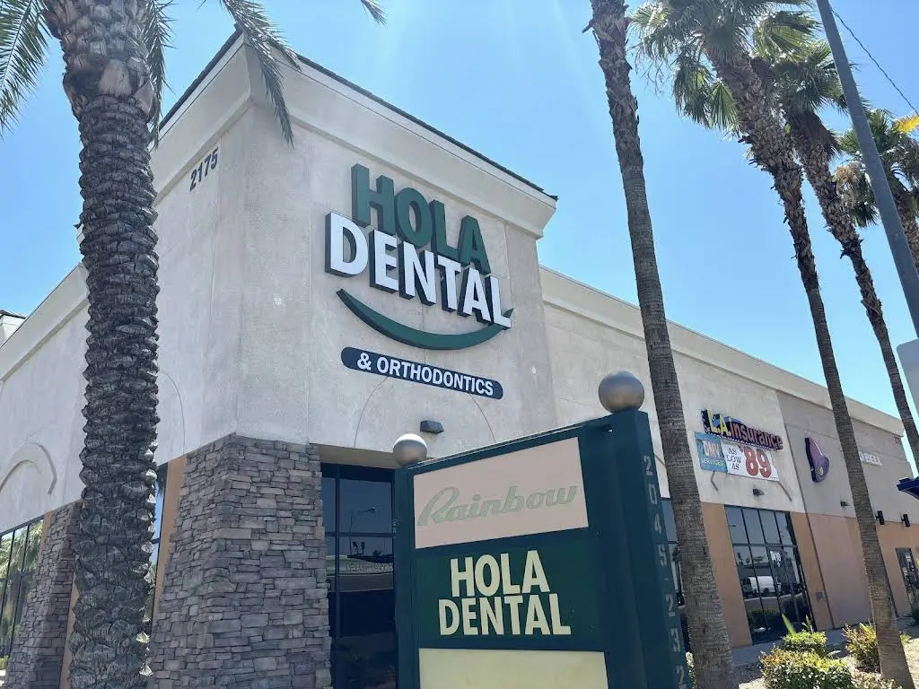 Hola Dental