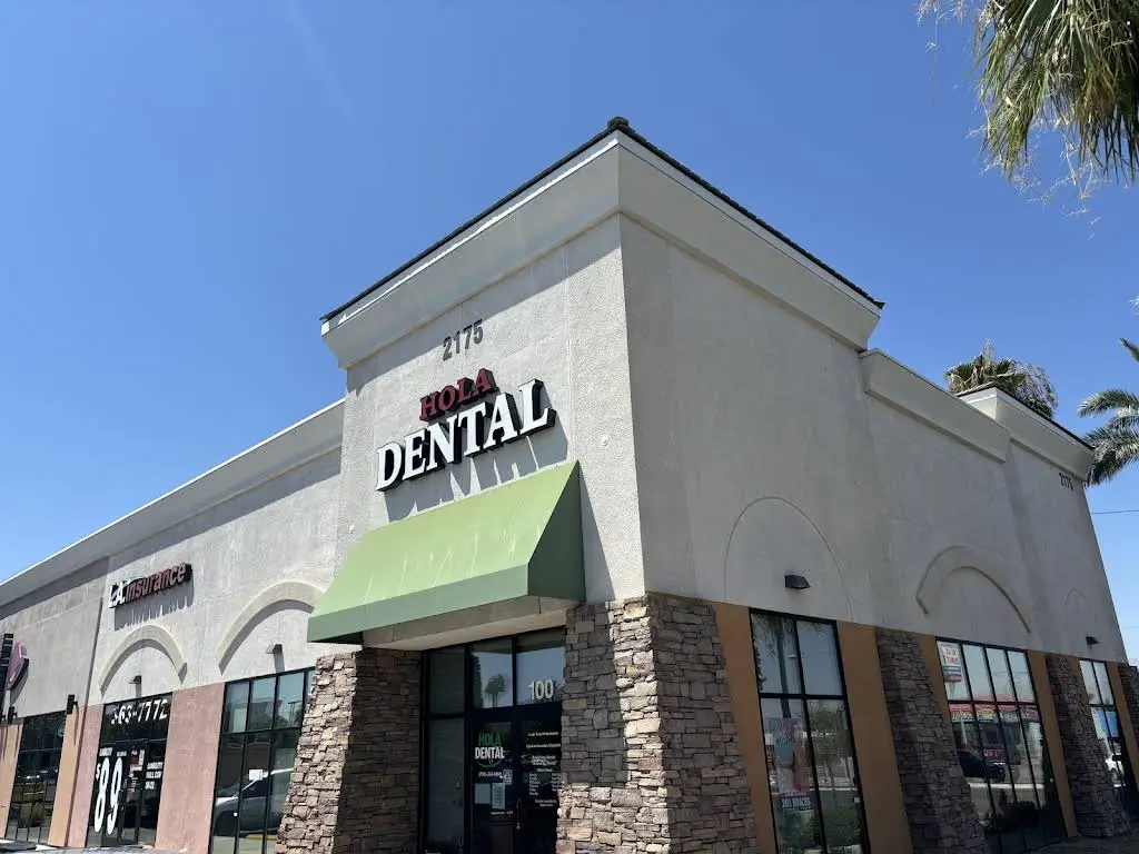 Hola Dental