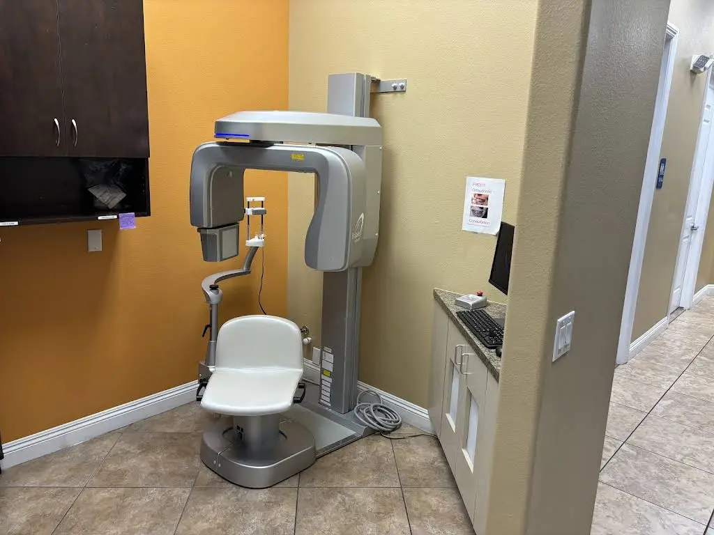Hola Dental