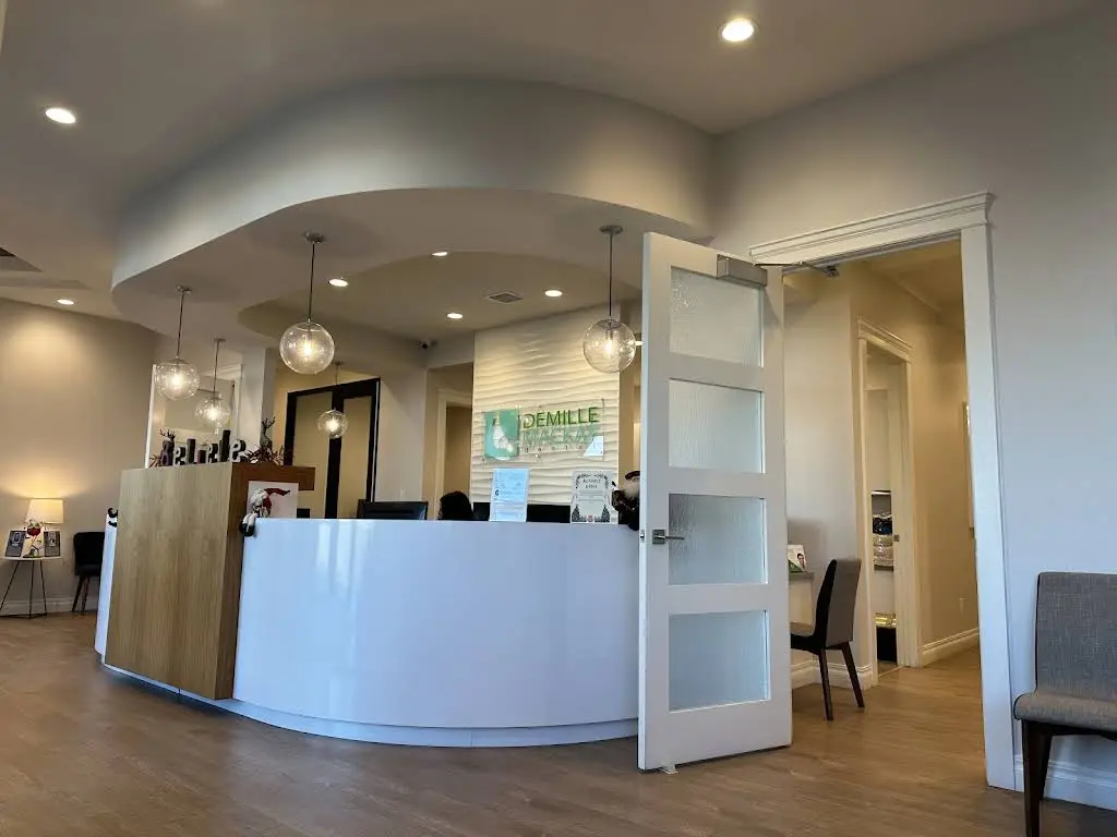 DeMille MacKay Dental