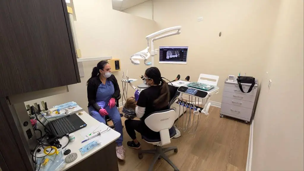 Addison Dental Studio