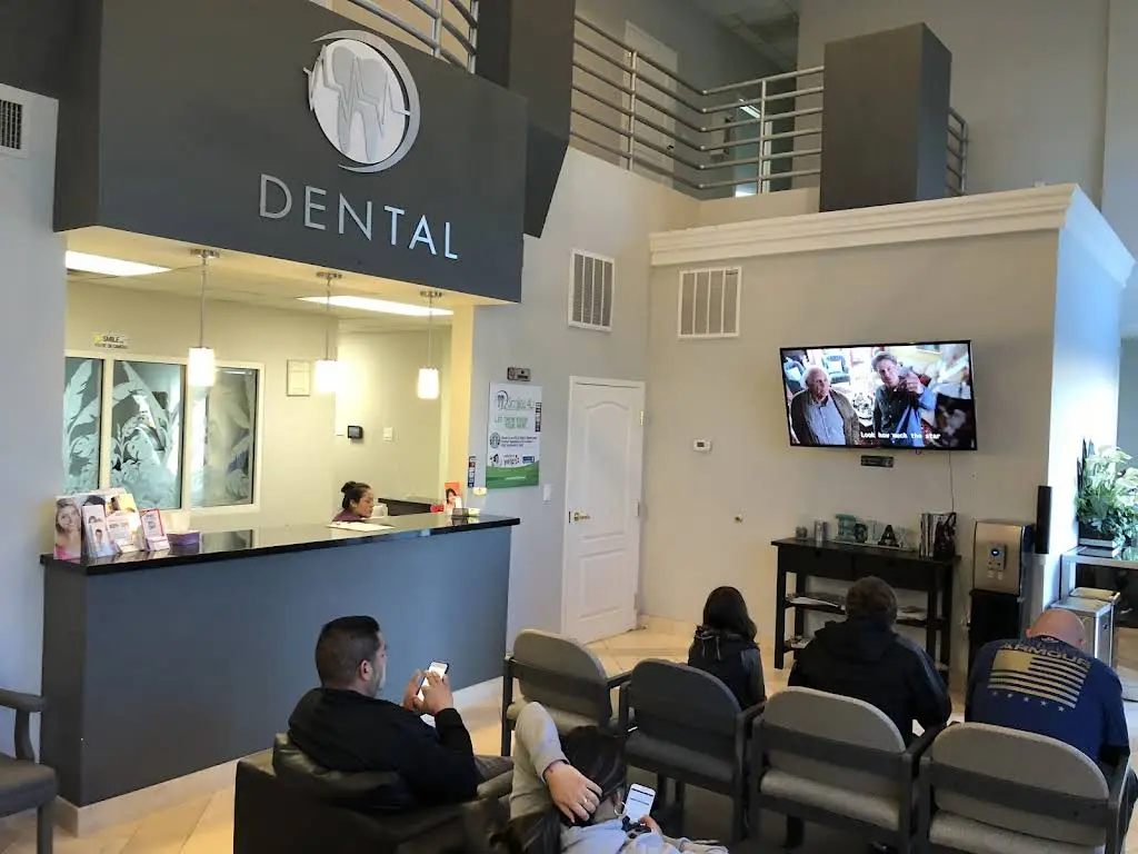 Smiles 4U Dental