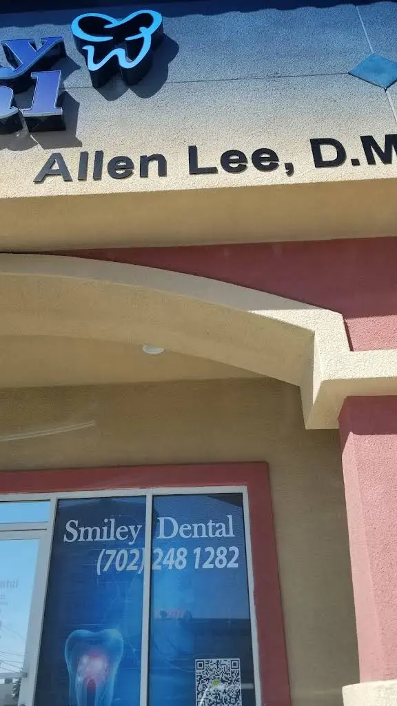 Smiley Dental