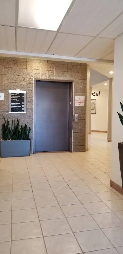 Crystal Dental LV