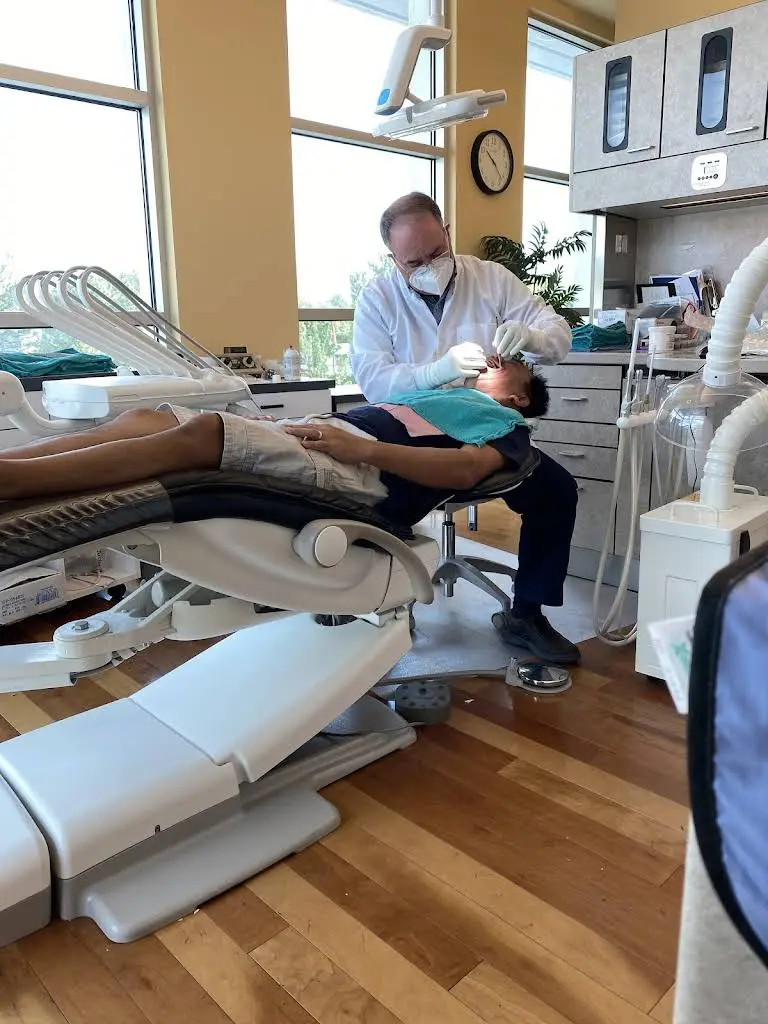 Sina Hasberry DDS
