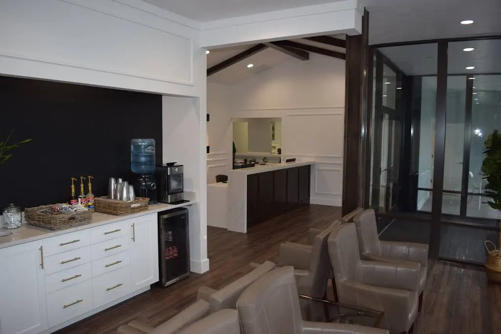 Holladay Dental Studio