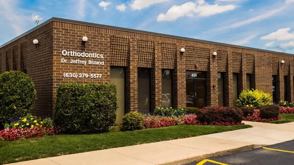 Boland Orthodontics / Straighter Smile