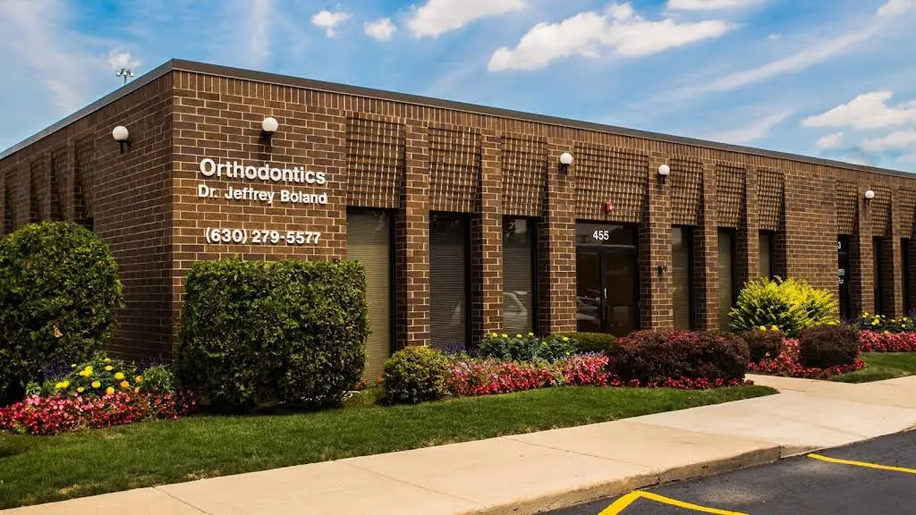 Boland Orthodontics / Straighter Smile