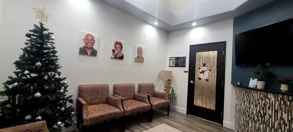 4M Dental Implant Center