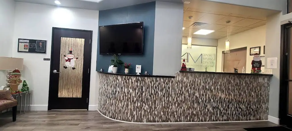 4M Dental Implant Center