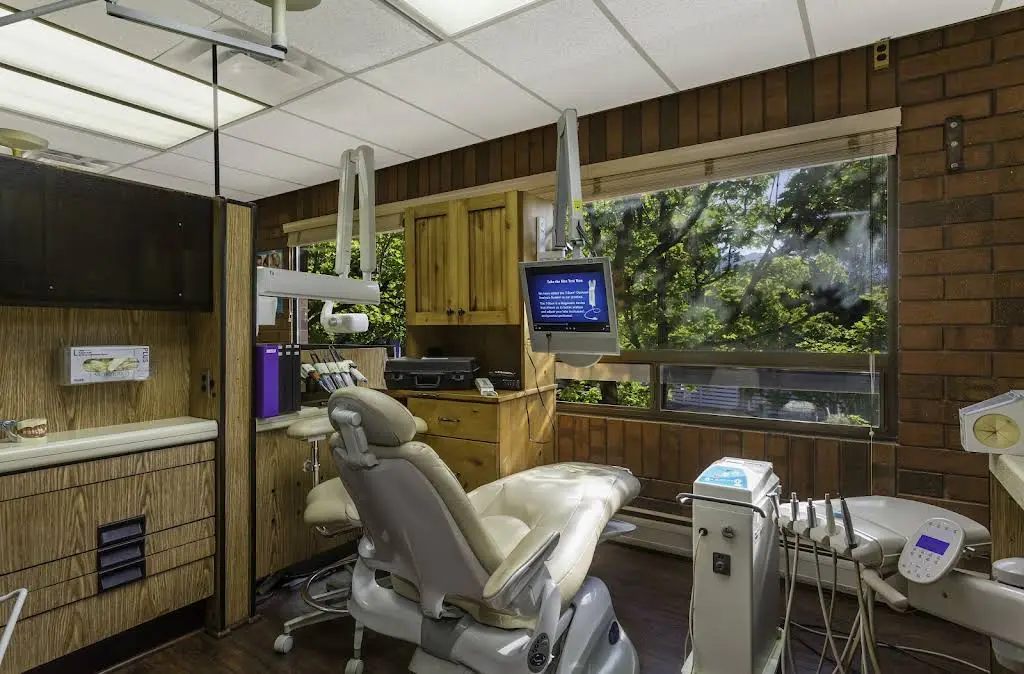 Summit View Dental & Wellness Center
