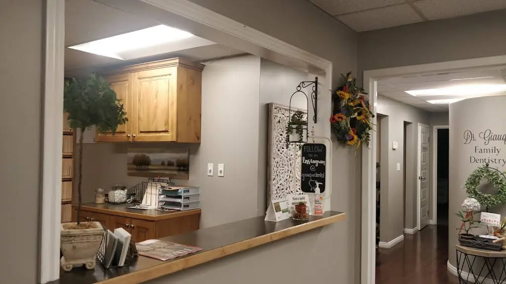 Giauque Family Dental