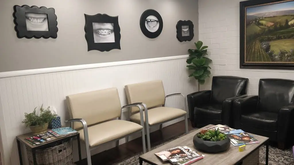 Giauque Family Dental