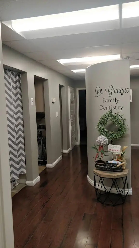 Giauque Family Dental