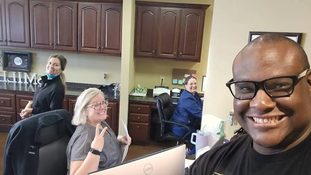 Douglas Dental Studio