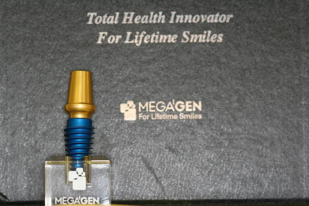 The Center for Dental Implants