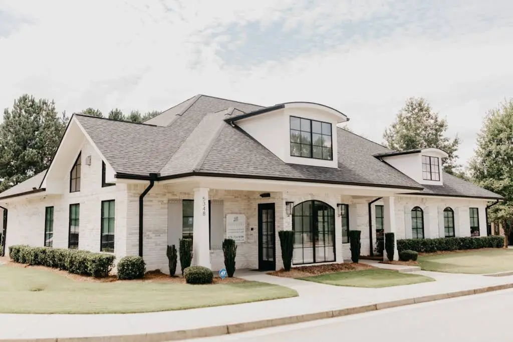 Lanier Family & Cosmetic Dentistry