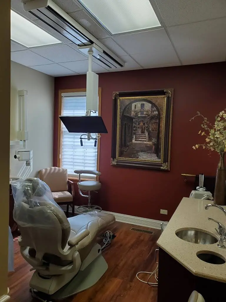 176 Dental Associates Ltd, also known as Bloomingdale Dentistry