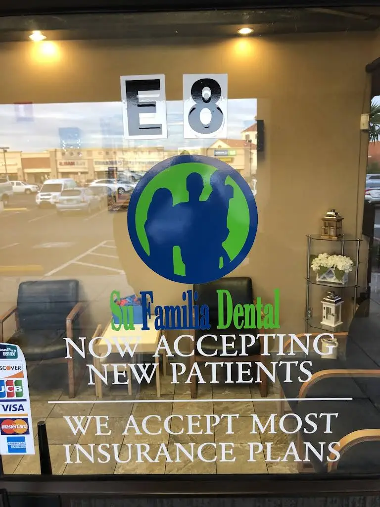 Su Familia Dental