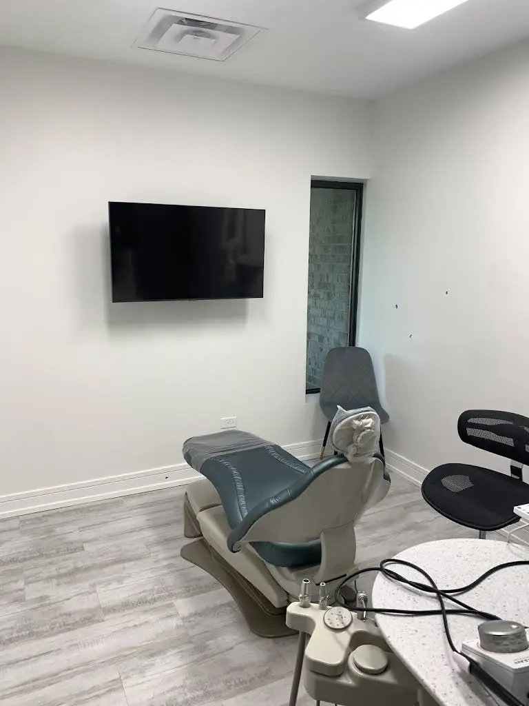 Stratus Dental Studio